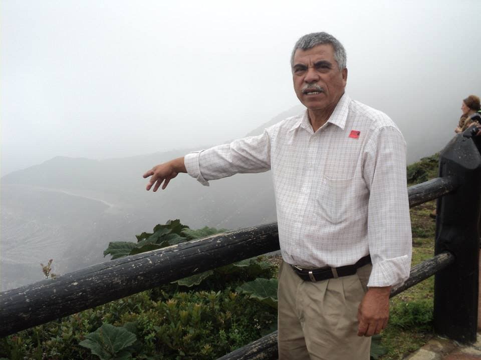 Pastor Carlos Dubón